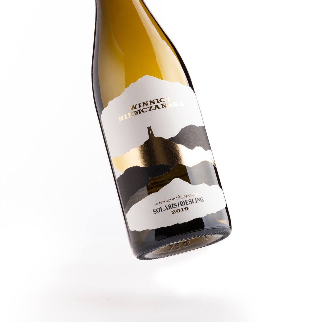 波蘭獲獎(jiǎng)葡萄酒獨(dú)特包裝設(shè)計(jì)欣賞(圖2)