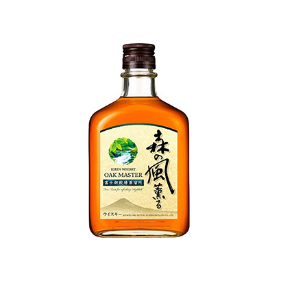 山泉釀造的威士忌包裝設(shè)計(jì)(圖1)